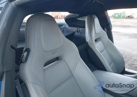 2016 Chevrolet Corvette Stingray z USA, uszkodzony, nr VIN 1G1YD2D74G5114292